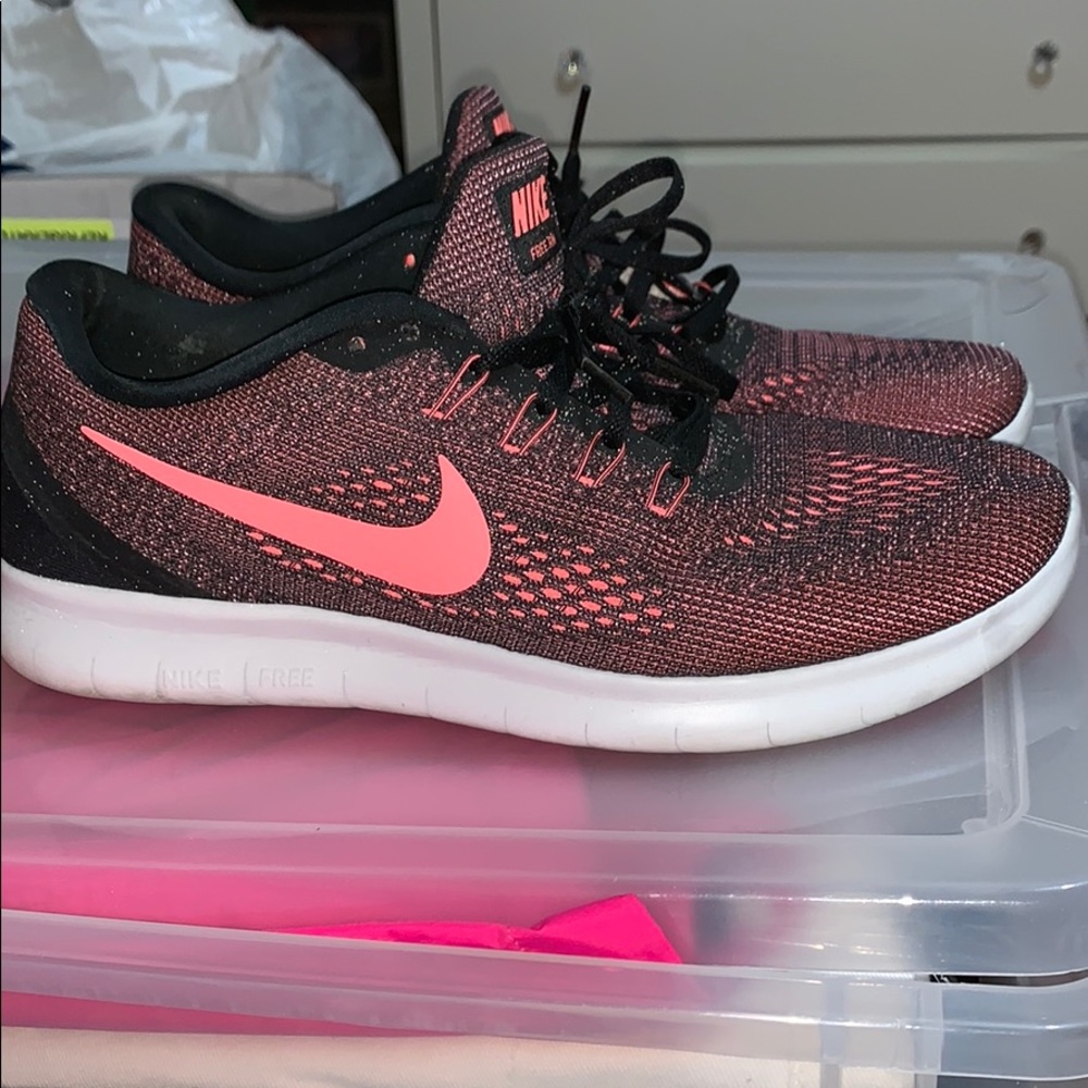 Free Run Nike Sneakers